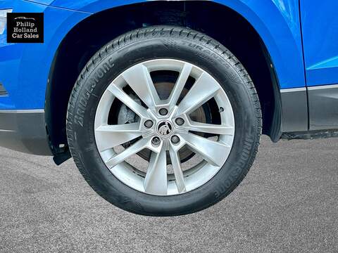 Skoda Karoq TSI SE Technology - U9952