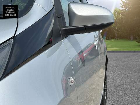 Toyota AYGO VVT-i x-play - U9955