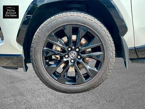 Toyota RAV4 VVT-h Dynamic - U9961