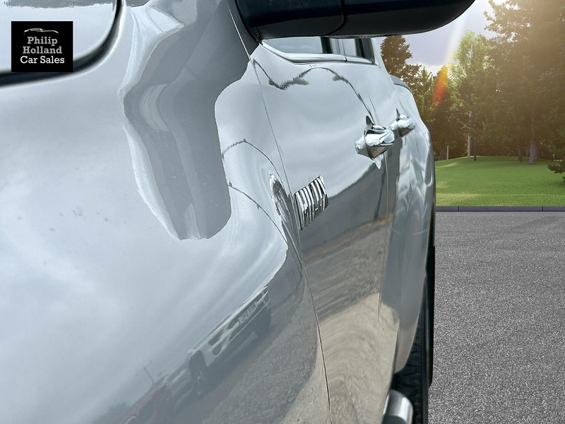 Toyota Hilux D-4D Invincible - U9962