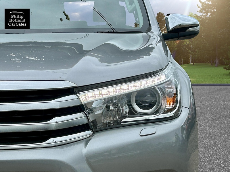 Toyota Hilux D-4D Invincible - U9962