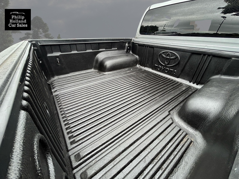 Toyota Hilux D-4D Invincible - U9962