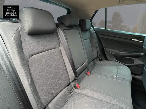 Volkswagen Golf TDI Life - U9969