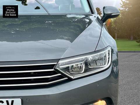 Volkswagen Passat TDI BlueMotion Tech SE Business - U9982