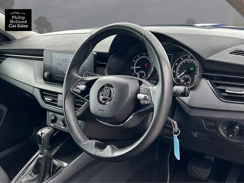 Skoda Kamiq TSI SE - U9984