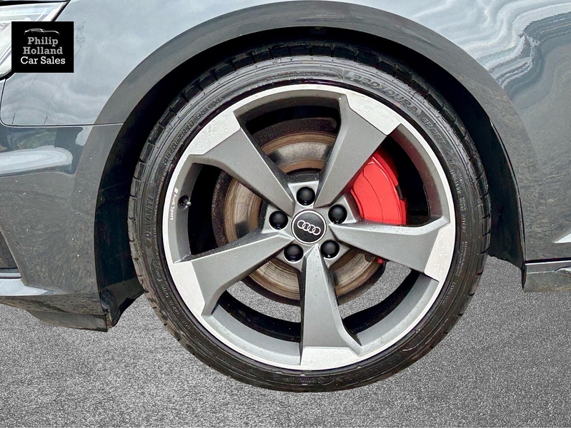 Audi A4 TDI Black Edition - U9985