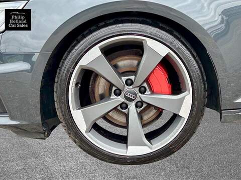 Audi A4 TDI Black Edition - U9985