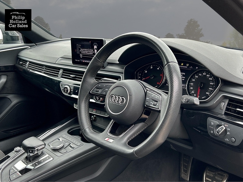 Audi A4 TDI Black Edition - U9985
