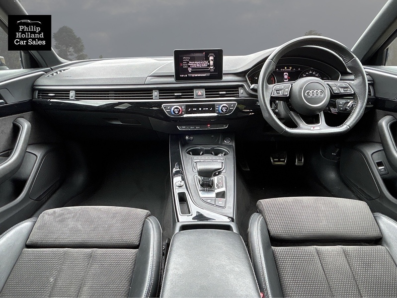 Audi A4 TDI Black Edition - U9985