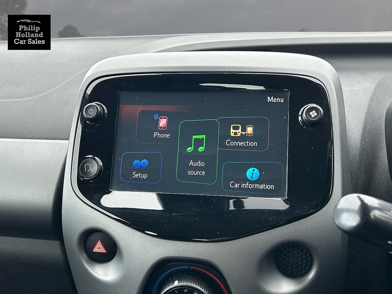 Toyota AYGO VVT-i x-play - U9987