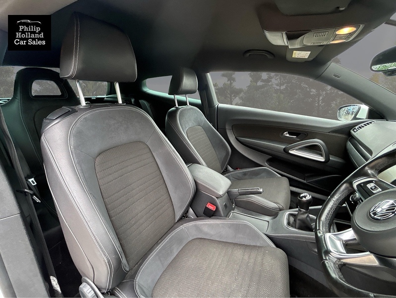 Volkswagen Scirocco TSI BlueMotion Tech GT - U9989