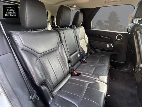 Land Rover Discovery SD V6 SE - U9992