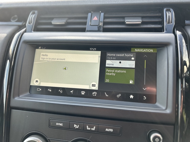 Land Rover Discovery SD V6 SE - U9992