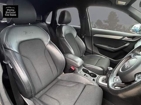 Audi Q3 S line - U9995