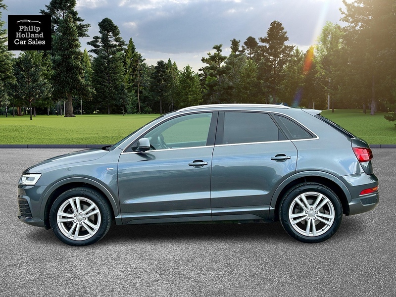 Audi Q3 S line - U9995