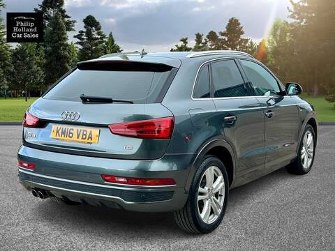 Audi Q3 S line - U9995