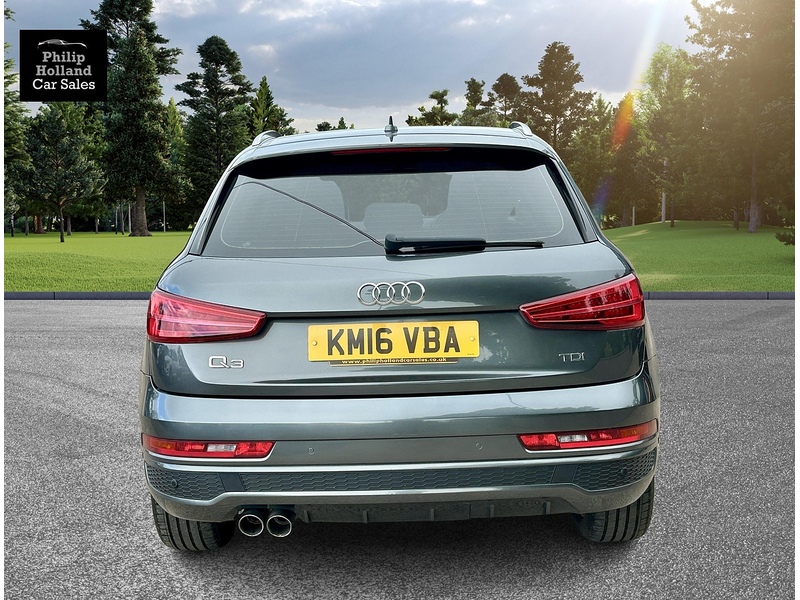 Audi Q3 S line - U9995