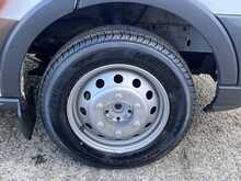 Ford Transit 2.2 TDCi [125] 460 HDT [EU6] XLWB Bus L4 H3 [17 Seat] Minibus