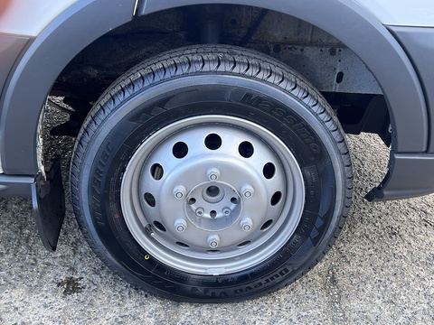 2.2 TDCi [125] 460 HDT [EU6] XLWB Bus L4 H3 [17 Seat] 2.2 4dr Minibus Manual Diesel