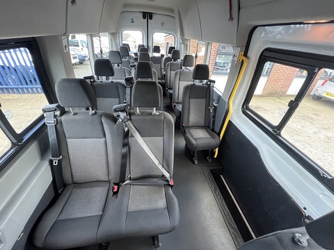 2.2 TDCi [125] 460 HDT [EU6] XLWB Bus L4 H3 [17 Seat] 2.2 4dr Minibus Manual Diesel