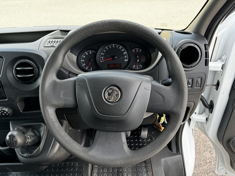 2.3 CDTi F3500 L3 7-Seat Crew Cab Dropside 2.3 4dr Dropside Manual Diesel