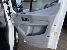 Ford Transit 2.2 TDCi [125] 460 HDT [Euro 6] Trend XLWB Bus L4 H3 [17 Seat] Diesel Minibus
