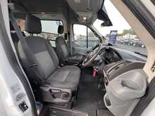 Ford Transit 2.2 TDCi [125] 460 HDT [Euro 6] Trend XLWB Bus L4 H3 [17 Seat] Diesel Minibus