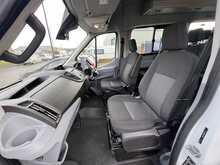 Ford Transit 2.2 TDCi [125] 460 HDT [Euro 6] Trend XLWB Bus L4 H3 [17 Seat] Diesel Minibus