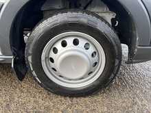 Ford Transit 2.2 TDCi [125] 460 HDT [Euro 6] Trend XLWB Bus L4 H3 [17 Seat] Diesel Minibus