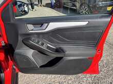 Ford Focus 1.5 EcoBlue Zetec Euro 6 (120)