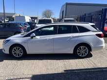 Vauxhall Astra 1.5 Turbo D SE Sports Tourer 5dr Diesel Manual Euro 6 (s/s) (105 ps)