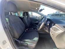 Vauxhall Astra 1.5 Turbo D SE Sports Tourer 5dr Diesel Manual Euro 6 (s/s) (105 ps)