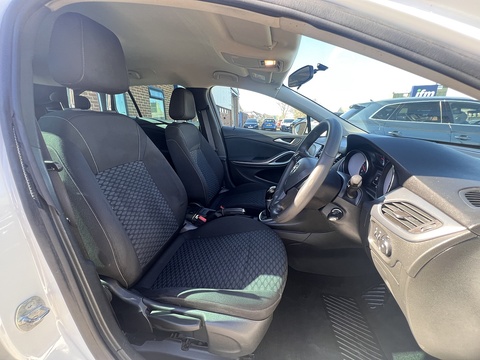 1.5 Turbo D SE Sports Tourer Euro 6 (s/s) 1.5 5dr Estate Manual Diesel