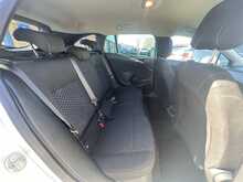 Vauxhall Astra 1.5 Turbo D SE Sports Tourer 5dr Diesel Manual Euro 6 (s/s) (105 ps)