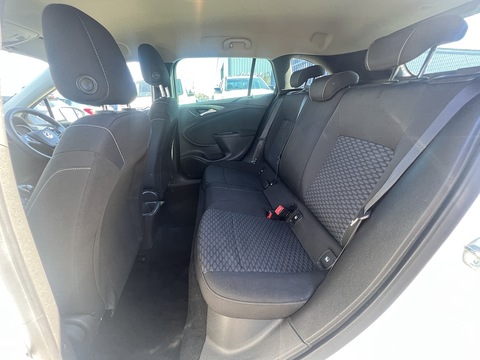 1.5 Turbo D SE Sports Tourer Euro 6 (s/s) 1.5 5dr Estate Manual Diesel