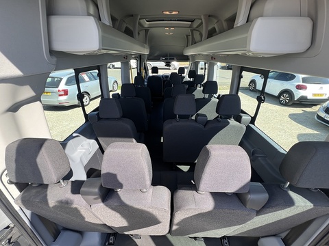 2.2 TDCi [125] 460 HDT [EU6] XLWB Bus L4 H3 [17 Seat] 2.2 2dr Minibus Manual Diesel