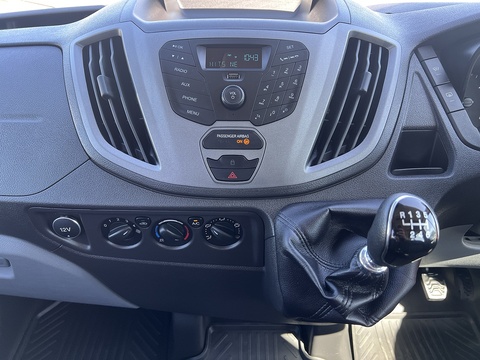 2.2 TDCi [125] 460 HDT [EU6] XLWB Bus L4 H3 [17 Seat] 2.2 2dr Minibus Manual Diesel