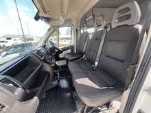 Citroen Relay 2.0 BlueHDI 35 Enterprise Heavy L2H2 [9-Seat] Crew Van Diesel Manual