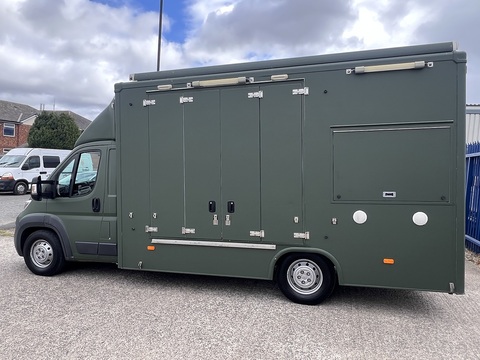 2.0 BlueHDi 35 Heavy L4 Box Body 2.0 2dr Chassis Cab Manual Diesel