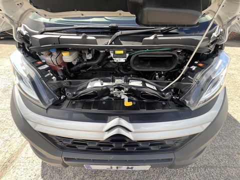 2.0 BlueHDi 35 Heavy L4 Box Body 2.0 2dr Chassis Cab Manual Diesel