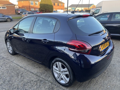 1.5 BlueHDi [100] Active Euro 6 1.5 5dr Hatchback Manual Diesel