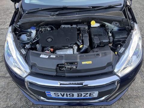 1.5 BlueHDi [100] Active Euro 6 1.5 5dr Hatchback Manual Diesel