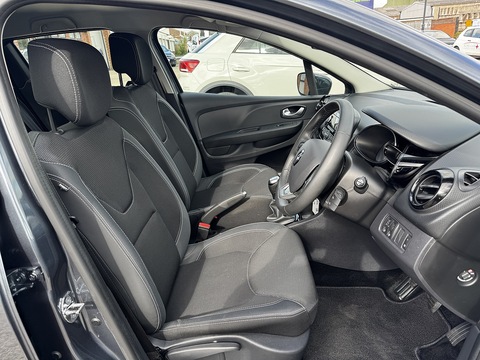 1.5 dCi [90] Play 1.5 5dr Hatchback Manual Diesel