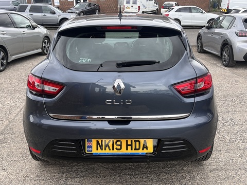 1.5 dCi [90] Play 1.5 5dr Hatchback Manual Diesel