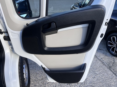 2.0 BlueHDI 35 Enterprise Heavy L3H2 [9-Seat] 2.0 Panel Van Manual Diesel