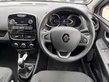 Renault Clio 1.5 dCi [90] Play 5-Door Hatchback Euro 6 Diesel Manual