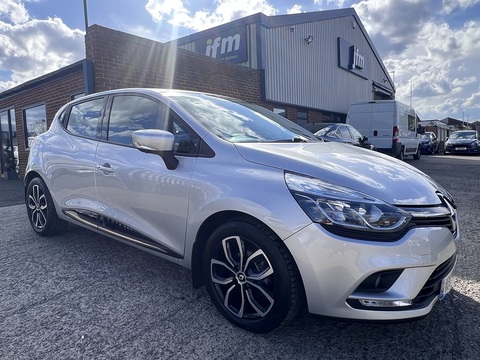 1.5 dCi [90] Play 1.5 5dr Hatchback Manual Diesel