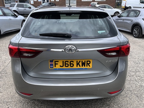 2.0 D-4D Business Edition 2.0 5dr Estate Manual Diesel