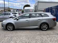 Toyota Avensis 2.0 D-4D [143] Business Edition Euro 6 Diesel Manual Estate Car