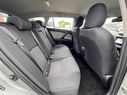 2.0 D-4D Business Edition 2.0 5dr Estate Manual Diesel